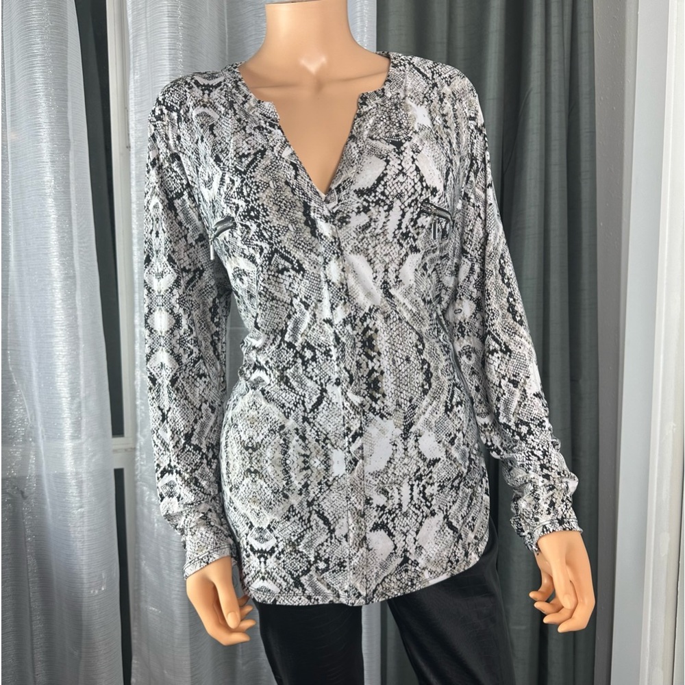 INC International Concepts snake print grey color blouse size XXL